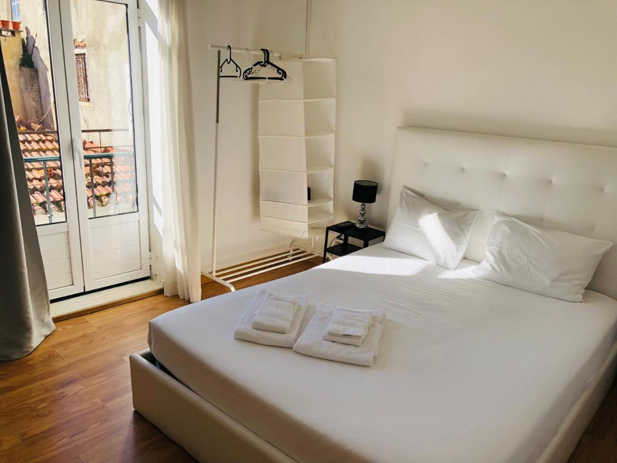World Travelers Hotel Lisbon Exterior photo